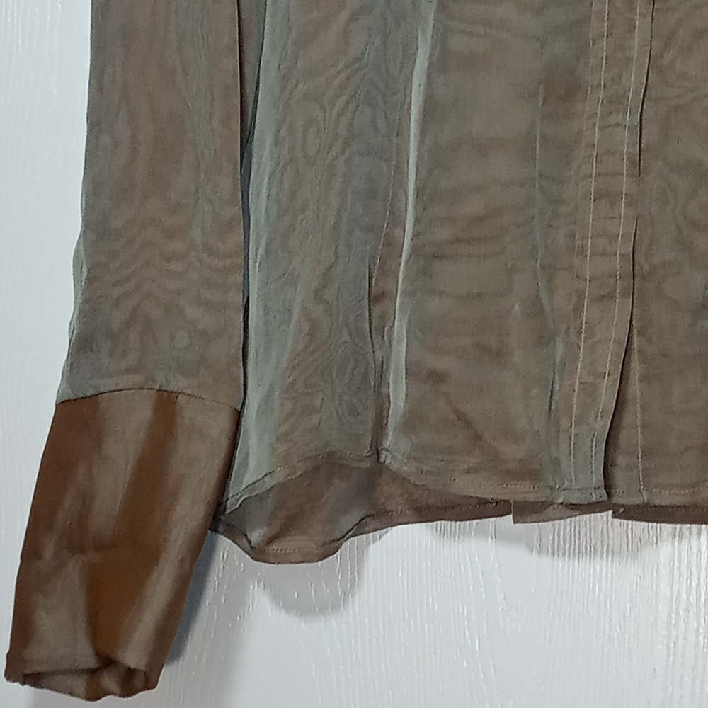 DKNY Sz 8 Silk Semi Sheer Blouse snaps   Fitted Irridescent originally MSRP$295 - Picture 4 of 9